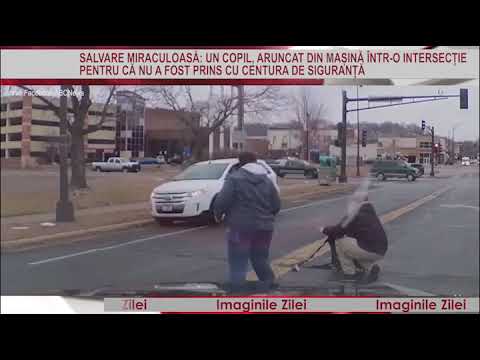 IMAGINILE ZILEI 16 Ianuarie - Salvare miraculoasă, după ce un copil a fost scăpat din maşină