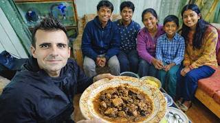 INDIENII m-au primit în casă iar eu le-am MÂNCAT VACA! Experiență TRAUMATIZANTĂ în INDIA RURALĂ 🇮🇳