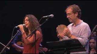 Savina Yannatou & Miquel Gil - Cançó Dels Traginers