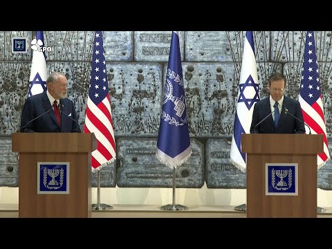 Israeli president offers condolences over death of Pope Francis | AFP