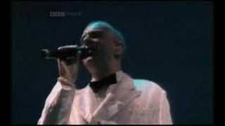 Pet Shop Boys - Positive Role Model - Glastonbury 2000 Live