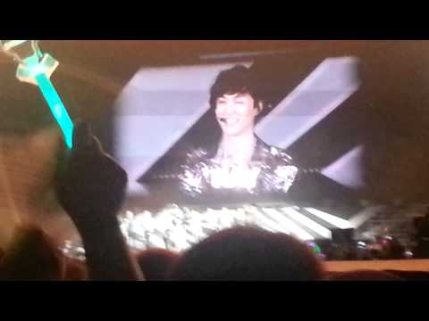 [FANCAM] 120922 SMTOWNINA EXO during introduction