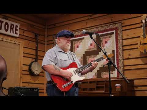 Redd Volkaert plays Forbidden Lovers at The Floyd Country Store