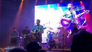 Turnpike Troubadours w/ Jamie Lin Wilson Live at Mile 0 Fest 2018 - Pay No Rent