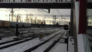 preview picture of video 'Øresundstog from København H. to Växjö and Kalmar departing freezing Alvesta station.'