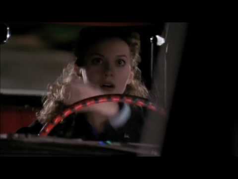 Lucas and Peyton first meet - One Tree Hill - 1x01