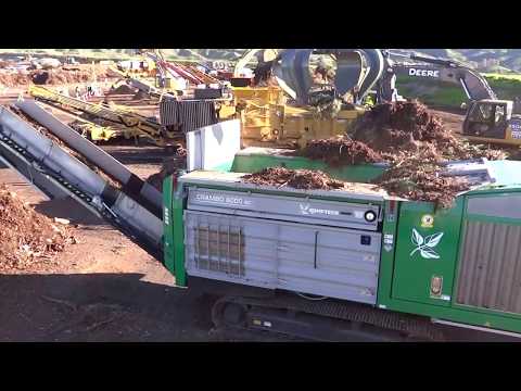 Komptech Crambo 6000 Shredder Processing Green Waste