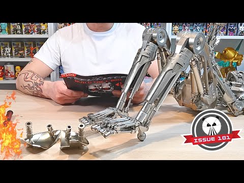 Build The Terminator T-800 Issue 101 - Attach The Left Foot & Begin Work On The Chest (Speed Build)