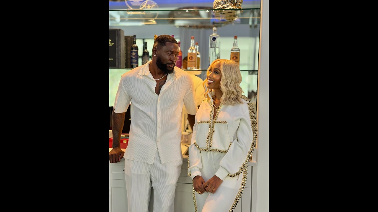 When Dave invites Amber on a trip!