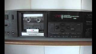 Shoplifting by the Slits (1977 BBC Session)