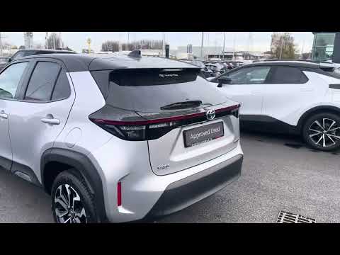 Toyota Yaris Cross 1.5 Hybrid Luna Sport 5dr - Image 2