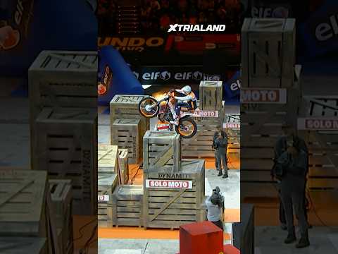 No need to mention who… the riding says it all 😆 #xtrial  #XTrialAND #motorcycle #motorbike #bike