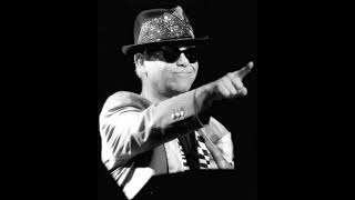 Elton John - Healing hands - Live in Mansfield - August 2nd 1989 . (Soundboard Audio)