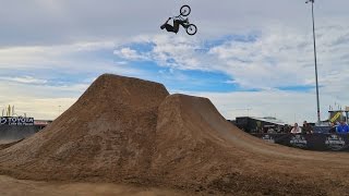 TOP BMX RIDERS IN THE WORLD THROW DOWN!