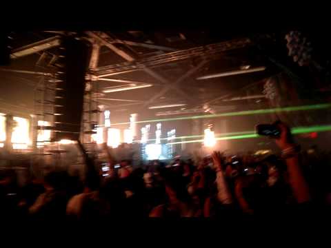 ATB playing Sandstorm @ White Wonderland 2013/14