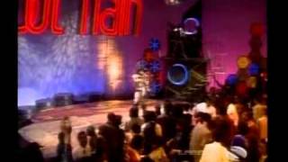 Evelyn King   Betcha she don t love you