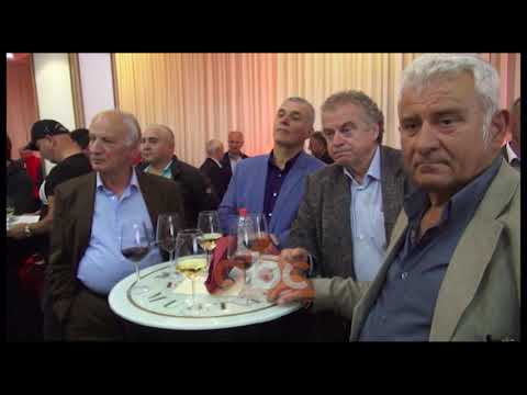 Prezantohet libri per legjenden e Flamurtarit | ABC News Albania