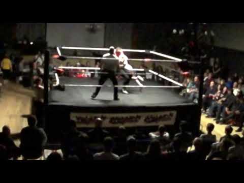 Coyote Ugly: Danika vs. Johnny