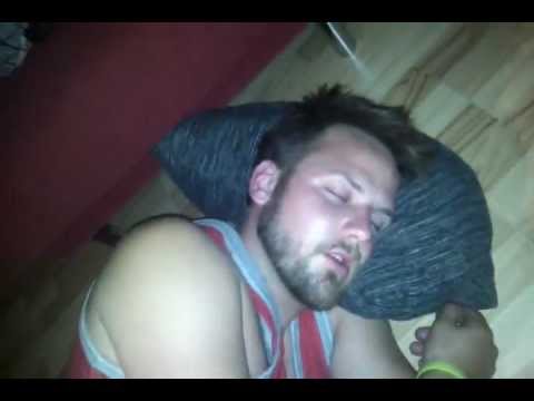 Kirk macht ein Schlafi