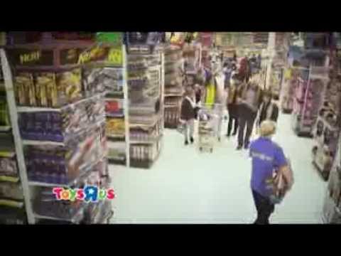 download lagu mp3 mp4 Nano Bugs Toys R Us, download lagu Nano Bugs Toys R Us gratis, unduh video klip Nano Bugs Toys R Us