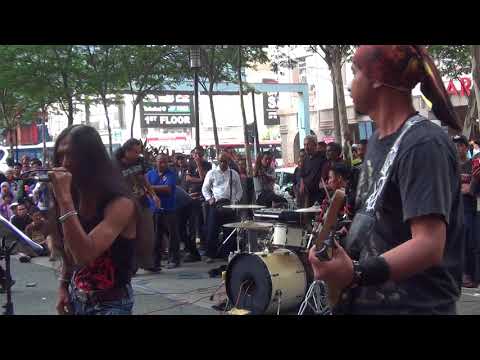 AIMAN DRUMMER - SAKURA BAND - BUSKING SOGO "ZALEHA"