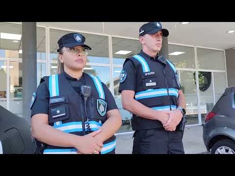 Entrega nuevos uniformes - Policia de la Ciudad