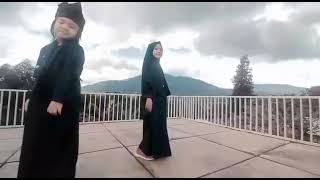 Download lagu Sholawat Kh.MD Ubaydillah & Putra putrinya 'Silsilah Nabi Muhammad' mp3