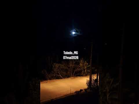 NOITE EM TOLEDO_MG #toledo #mg #minasgerais #brasil #interior #brazil #lua #moon #night