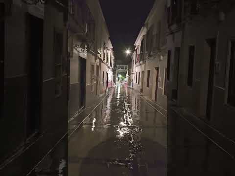 #lloviendo y paseando x #montalban. #campiñacordobesa #cordoba #andalucia #españa calle #salsipuedes