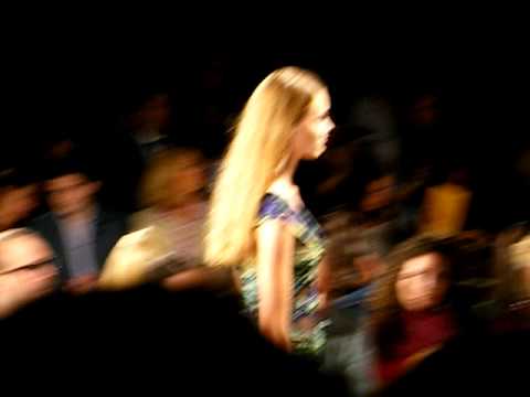 BCBG MaxAzria's Spring 2010 Show Finale - Glasgow Skinner