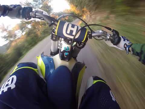 Husqvarna Te 125 - Illegal Street Ride