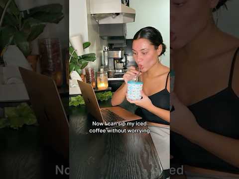 The Cutest Holiday Drink Hack ❄️ | JavaSok