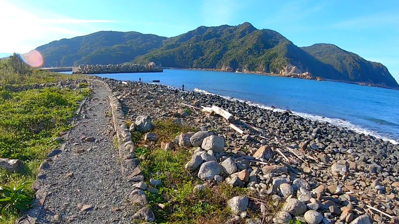 真冬の海に安物ルアーを投げると大漁に釣れる旬の大魚‼︎