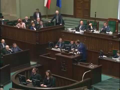 Koles z peło chyba jest nawalony