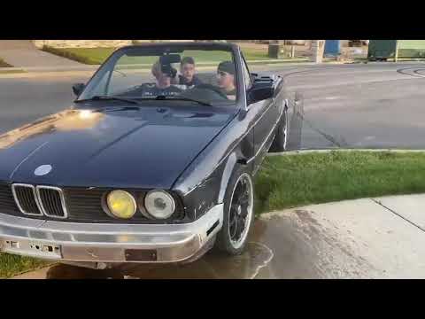 Guy Fails While Performing Drift in Car and Busts its Radiator - 1143750