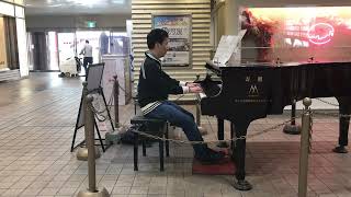 村上しゅんた 作曲「うさぎとかめの世界」を弾いてみました! 顔出しVer.
