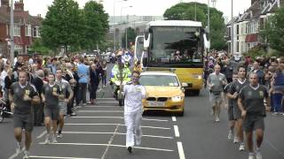 preview picture of video 'Olympic Torch Relay in Grimsby and Cleethorpes'