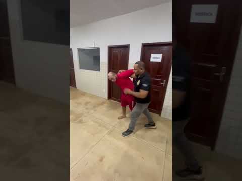 POLÍCIA CIVIL DE JACAREACANGA PRENDE FORAGIDO ACUSADO DE HOMICÍDIOS.