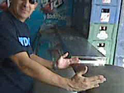 PABLO CHACON EN LA OFICINA