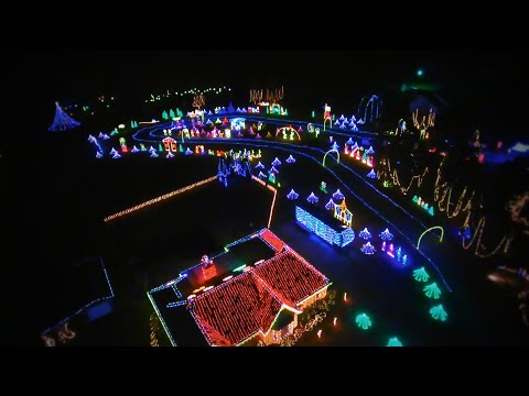 Markowski Family Incorporates Real Life Kids' Drawings in 5-Acre Display - The Great Christmas Light