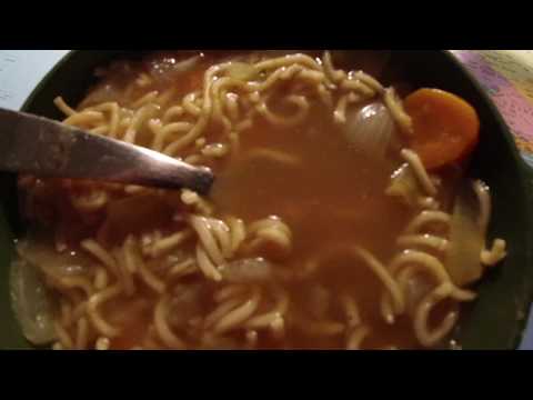 MongoTV_3616 - Danish Vlog - Min Aftensmad - Oksebouillonsuppe Med Nudler - Løg og Gulerødder