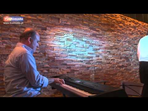 Rita Ribeiro - Vamos atrás do Fado - Música no Restaurante Cantinho do Jorge (4)