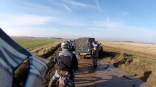 preview picture of video 'Toyota Hilux Stuck in Mud'