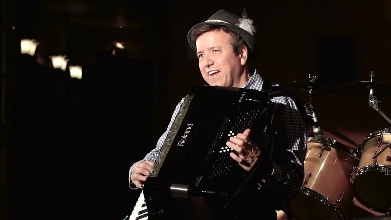 Promotional video thumbnail 1 for Accordionist Pat Septak