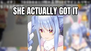 Pekora LOSES IT After Finally Pulling the Secret Card from 12 Boxes! | Usada Pekora