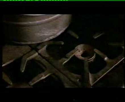 The Money Pit - Burnt Kitchen, Flying Turkey & Exploded Bath