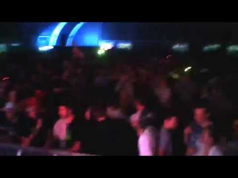 DJ GUV's intro w/ MC Lateman @Invaderz at the beach 23-08-2014 MOSHPIT!!!