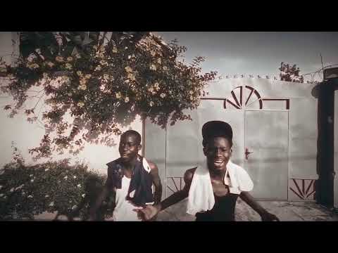 MASKAY THUG Ft RB FLEX -RACKS (Clip)