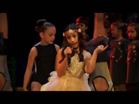 8* FESTIVAL ŠARENI VOKALI 2017 - Iva Golub / Šta je ljubav / NAGRADA ŠARENA BIJANKA