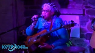 Acoustic 107 Session | Madisen Ward & the Mama Bear - "Down In Mississippi" | 12-11-15